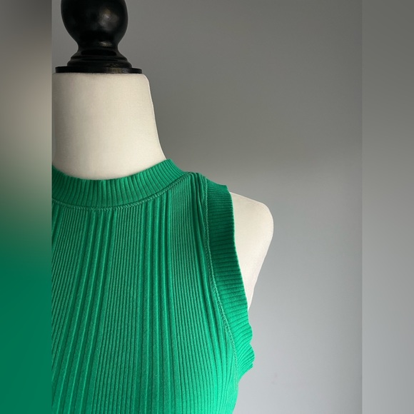 ZARA Green Ribbed Tank Top - Picture 6 of 6